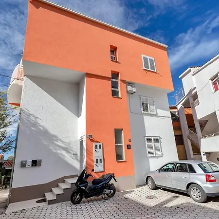 Bole Apartament *
